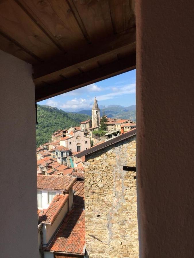 House In The Medieval Village Apricale Eksteriør bilde